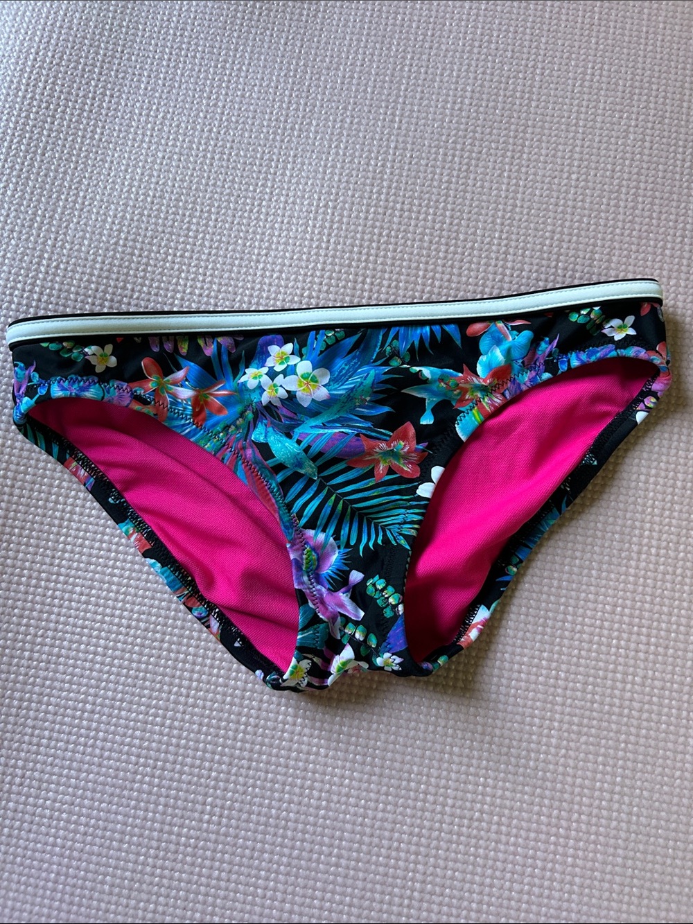 NWOT Blush Black Tropical Floral Bikini Bottoms with Hot Pink Lining